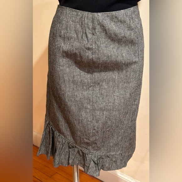 Dalia Collections Gray Midi Skirt Zipper In The Back.Ruffle Edge On Bottom SZ 10 - Picture 1 of 9